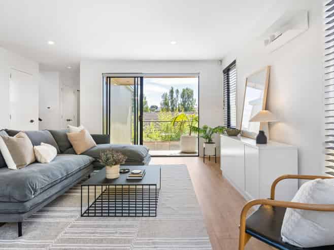 49B Northboro Road, Belmont