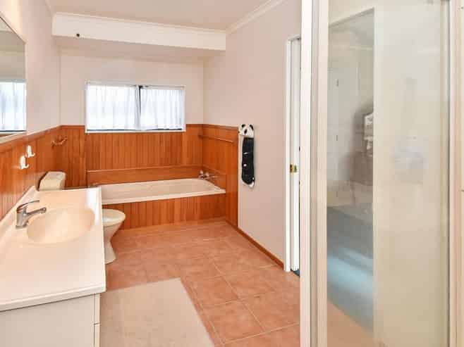 7 Oakwood Place, Pukekohe