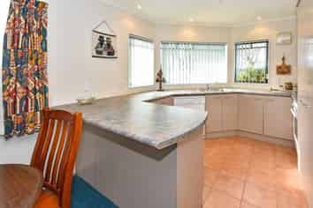 7 Oakwood Place, Pukekohe