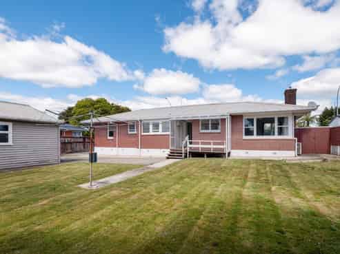 135 Malfroy Road, Victoria