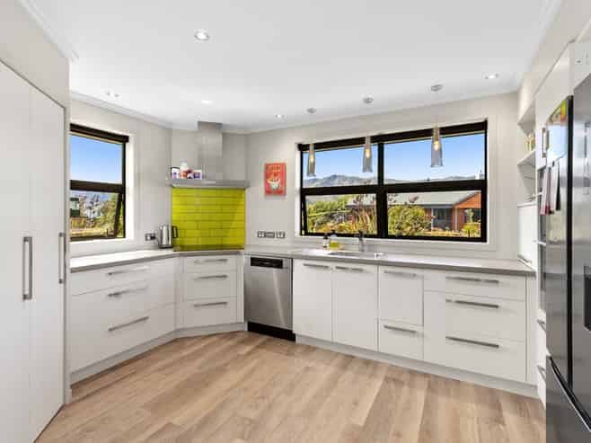 1 Mary Lane, Lake Hawea