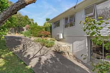 2 Woodvale Road, Glen Eden