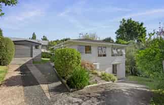 2 Woodvale Road, Glen Eden