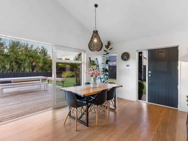 6 Abernethy Way, Patumahoe