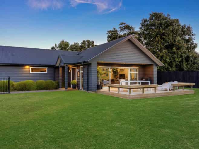 6 Abernethy Way, Patumahoe