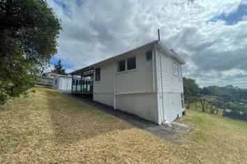 57 Mcentee Rd, Waitakere