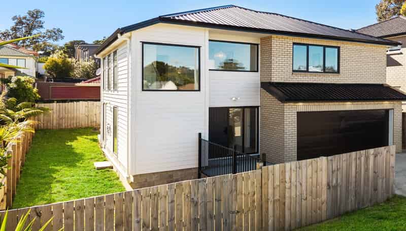 2B Palmgreen Court, Stanmore Bay
