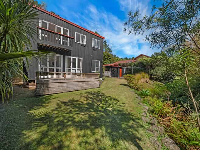 883 Swanson Road, Swanson