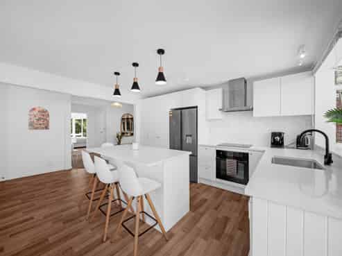 883 Swanson Road, Swanson