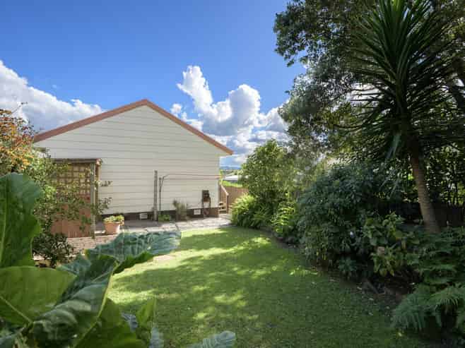 2A Westwood Street, Bellevue