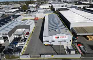 Versatile Industrial Warehouse with Large Yard