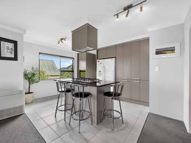 103 Arapiki Road, Stoke