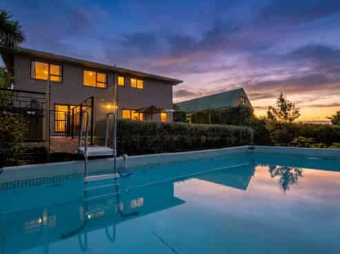 103 Arapiki Road, Stoke