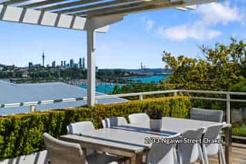 2/33 Ngaiwi Street, Orakei