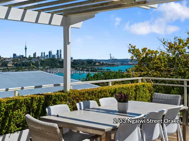 2/33 Ngaiwi Street, Orakei