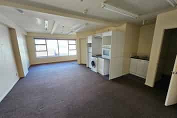 10b/16 Centennial Hwy, Ngauranga