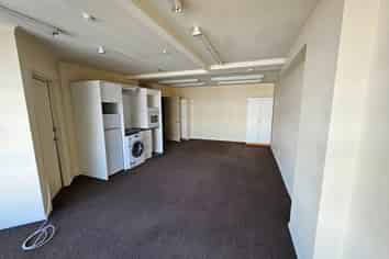 10b/16 Centennial Hwy, Ngauranga