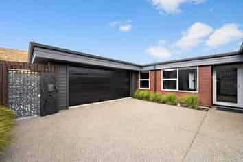 88 Cedarwood Street, Woodridge