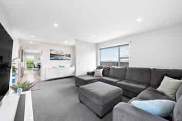 88 Cedarwood Street, Woodridge