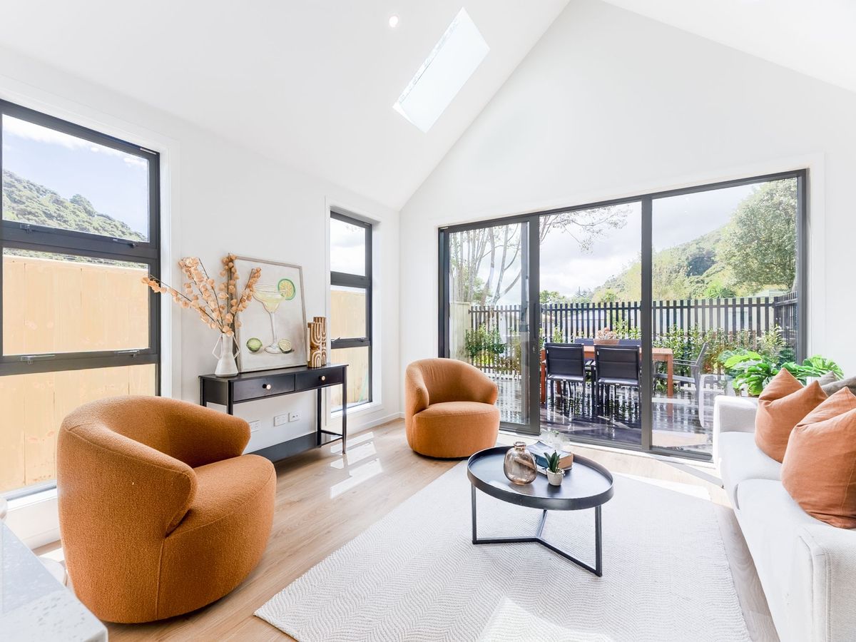 House in Paraparaumu - More