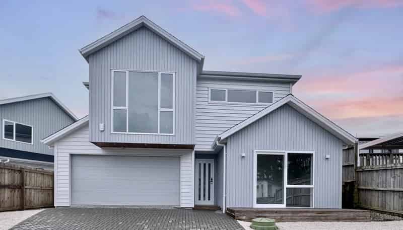 4 Silverhill Lane, Millwater