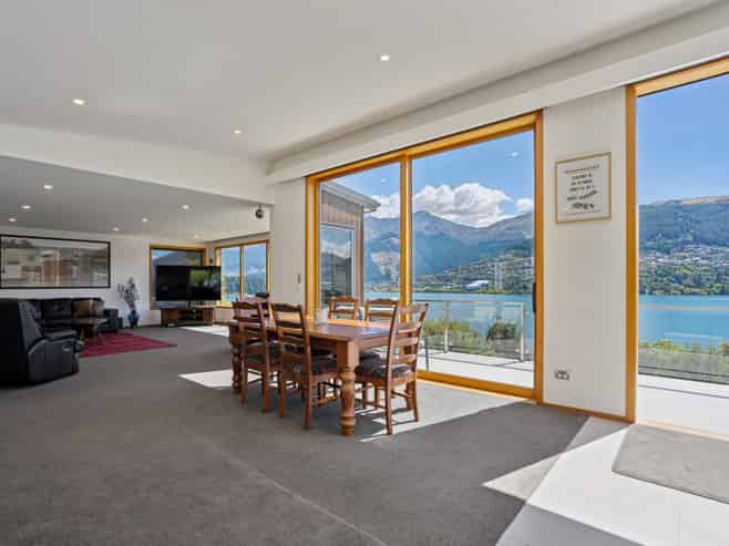 560 Peninsula Road, Kelvin Heights