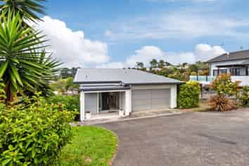 1171 Whangaparaoa Road, Gulf Harbour