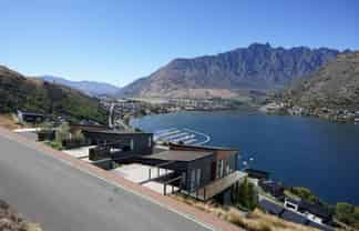 3/66 Middleton Road, Queenstown