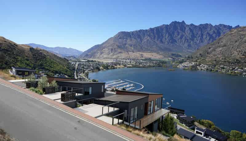 3/66 Middleton Road, Queenstown