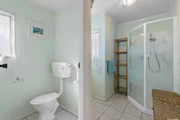 1/5 Leonard Road, Mount Wellington