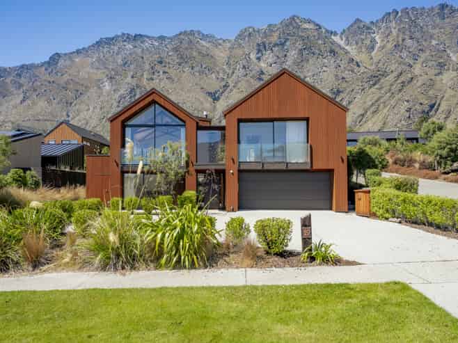 19 Hackett Road, Jacks Point