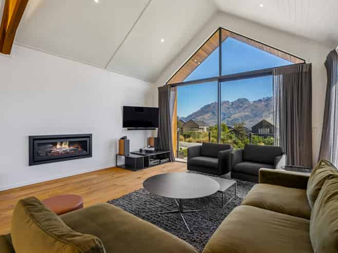 19 Hackett Road, Jacks Point