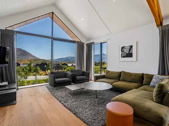 19 Hackett Road, Jacks Point