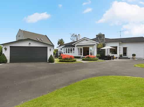 1133 River Road, Flagstaff