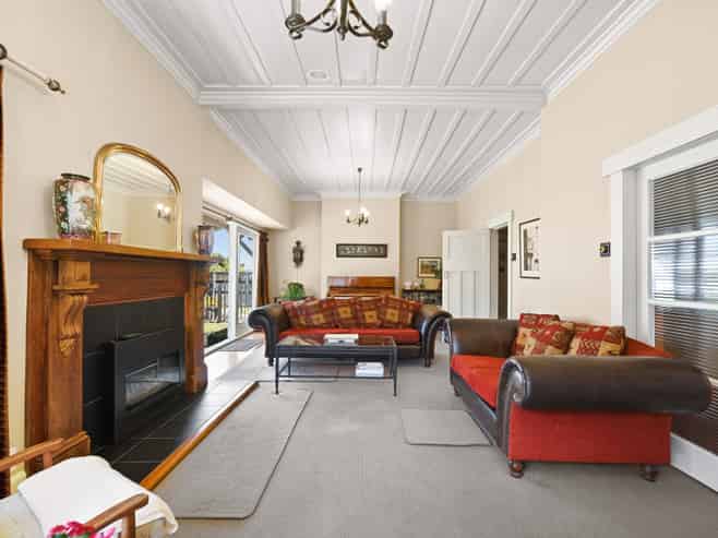 1133 River Road, Flagstaff