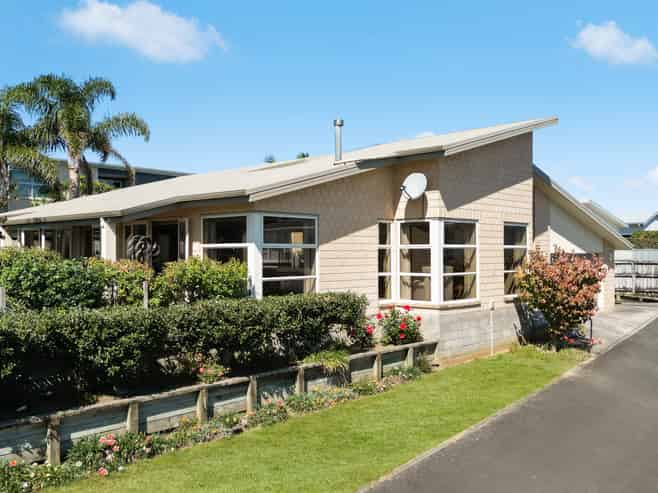 64A Rototuna Road, Rototuna