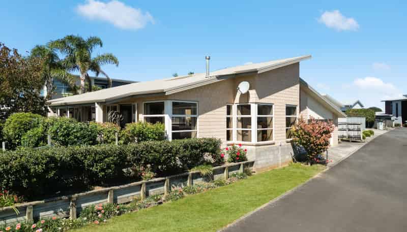 64A Rototuna Road, Rototuna