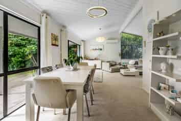 11a Orchard Place, Lynmore
