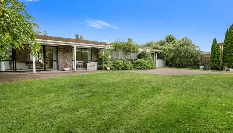 11a Orchard Place, Lynmore