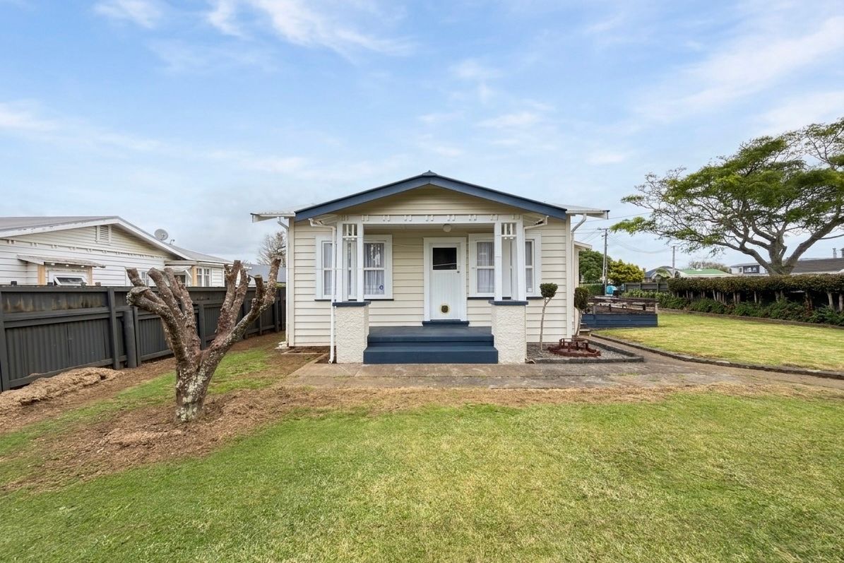 Spacious Corner Opportunity with Future Potential - Bild 3