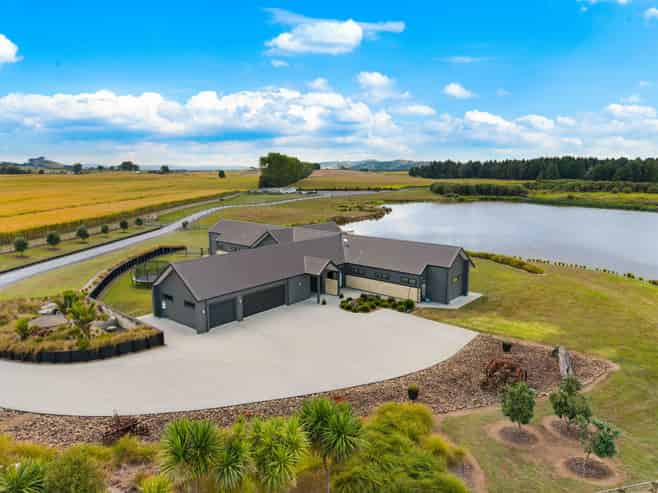 701 Kiwi Road, TE KAUWHATA