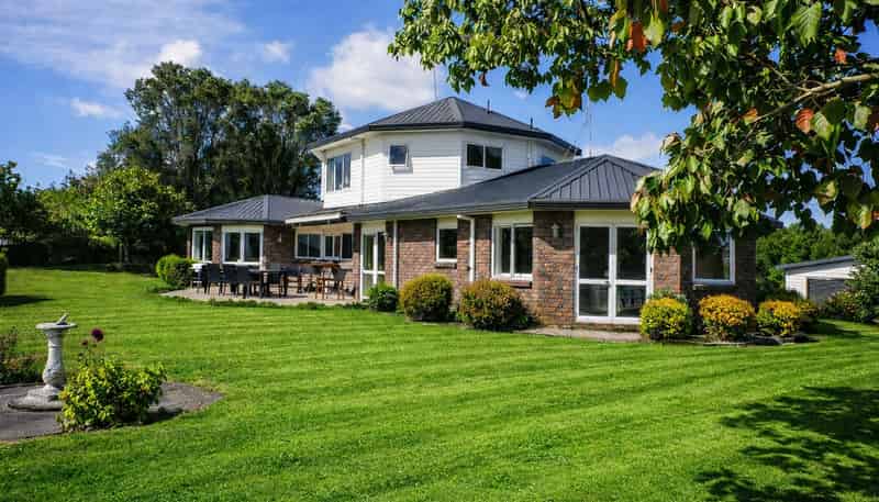 23B Moorfield Road, TE KAUWHATA