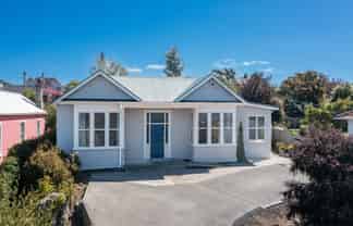 14B & 16 Neidpath Road, Mornington