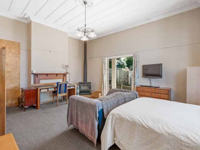 14B & 16 Neidpath Road, Mornington