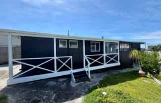 677 Pukehina Parade, Pukehina