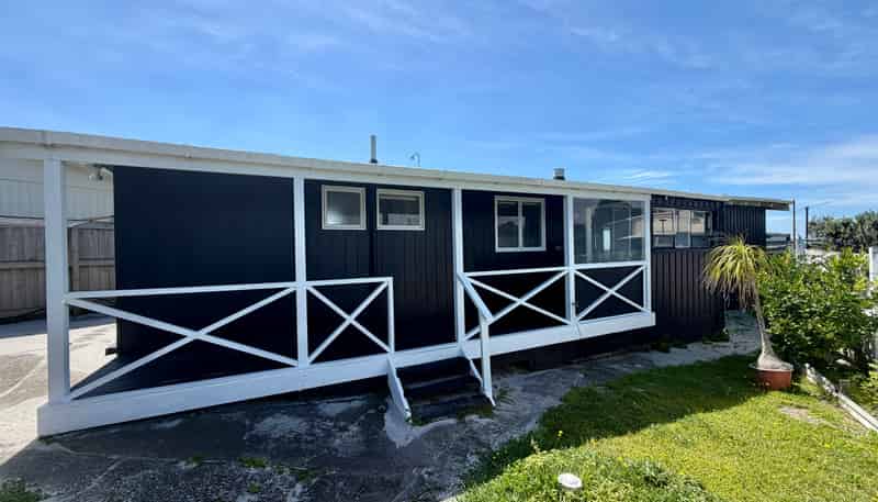 677 Pukehina Parade, Pukehina