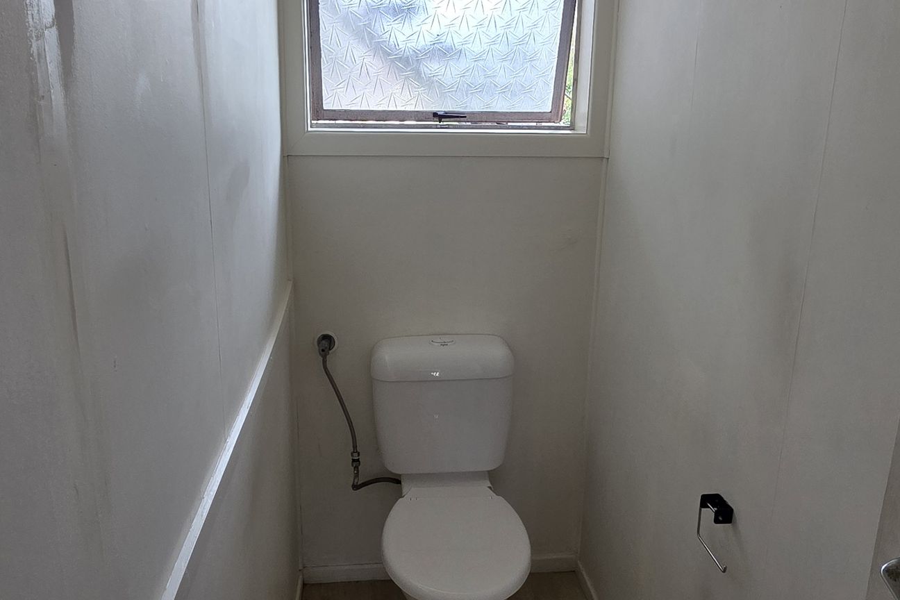 1 bed 1 bath with parking water and lawns - Widok 6