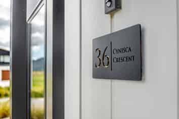 36 Cynisca Crescent, Wallaceville