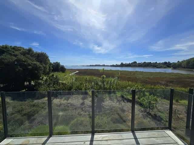 10/29 Montgomery Road, Judea