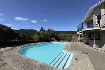 Nelson & Bays - Address withheld